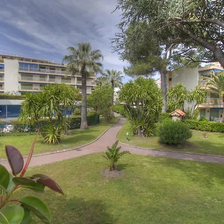 Eden Park 3 Pièces 4 étoiles 100m Des Plages Piscines Parking