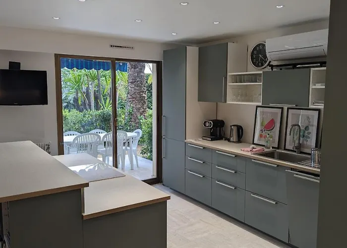 Eden Park 3 Pièces 4 étoiles 100m Des Plages Piscines Parking Apartamento Cannes