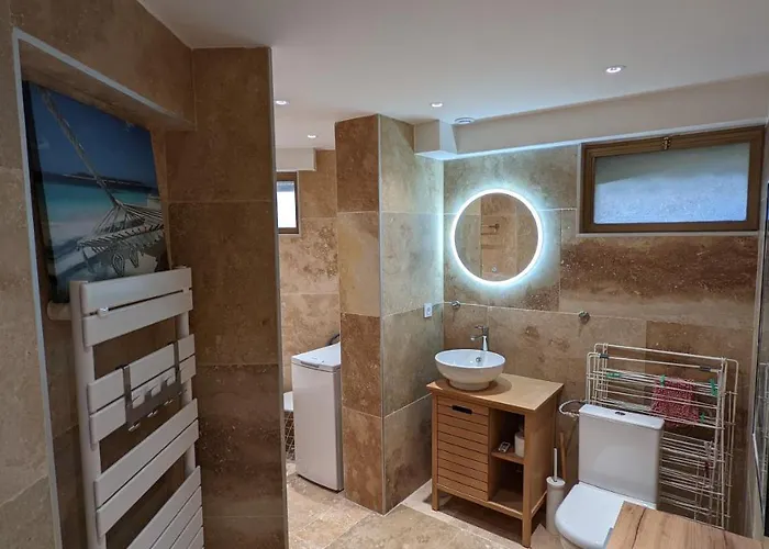 Eden Park 3 Pièces 4 étoiles 100m Des Plages Piscines Parking