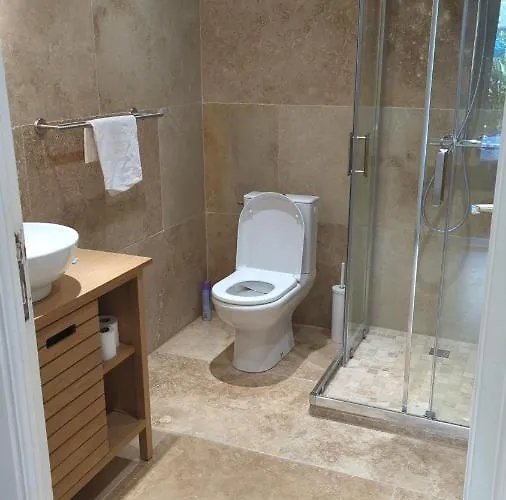 Eden Park 3 Pièces 4 étoiles 100m Des Plages Piscines Parking Apartamento Cannes