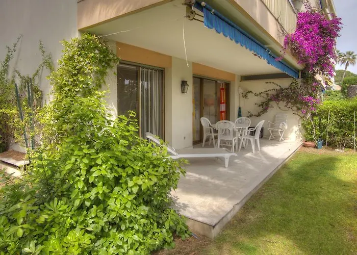 Eden Park 3 Pièces 4 étoiles 100m Des Plages Piscines Parking * Cannes