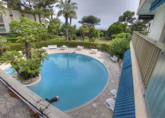 Eden Park 3 Pièces 4 étoiles 100m Des Plages Piscines Parking Apartamento *