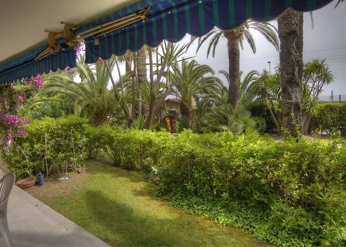 Eden Park 3 Pièces 4 étoiles 100m Des Plages Piscines Parking Apartamento