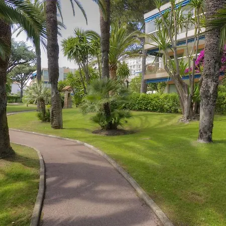 Eden Park 3 Pieces 4 Etoiles 100m Des Plages Piscines Parking * Cannes