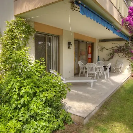 Eden Park 3 Pieces 4 Etoiles 100m Des Plages Piscines Parking * Cannes